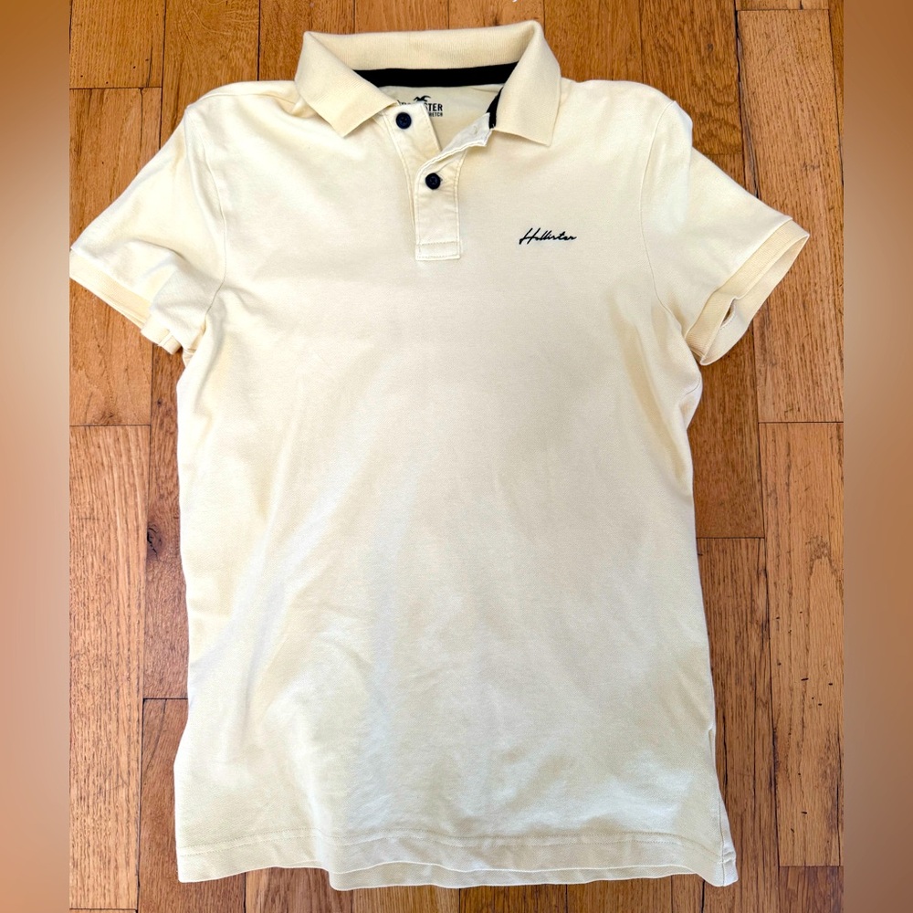 HOLLISTER men’s size S polo